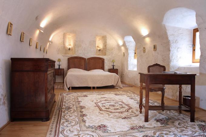 Sarrasins Bed And Breakfast Бенак-е-Казнак Екстериор снимка